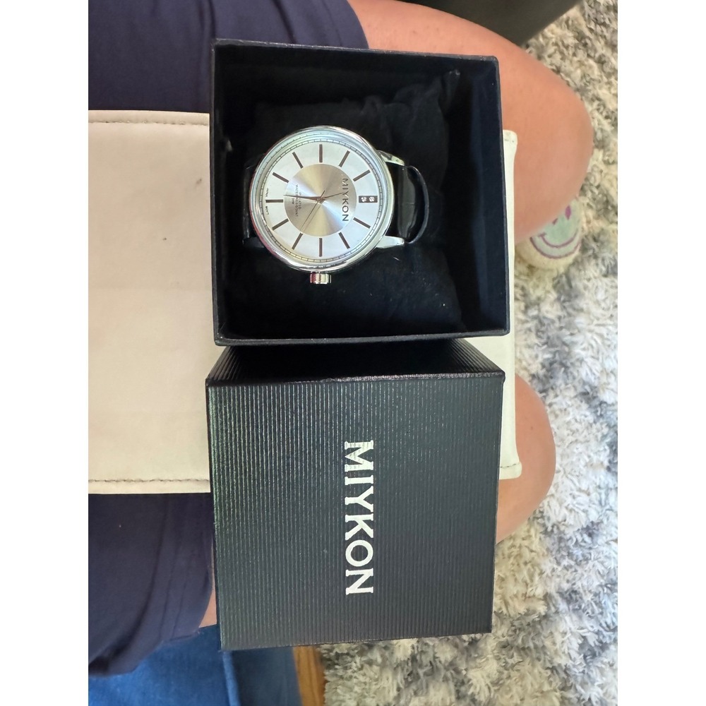 Miykon Mens Quartz Watch Silver Dial Date Window Black Strap with Box‎
